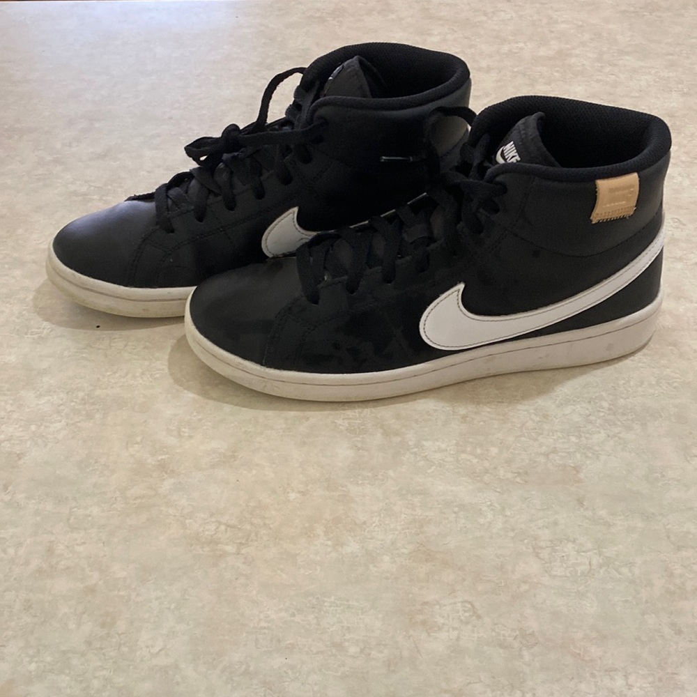 Black and white nike blazers mens